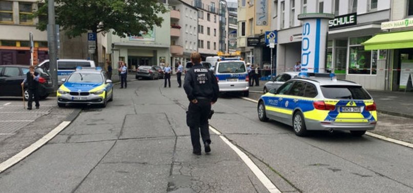 GERMAN CITY OF DUESSELDORF CLOSES OFF OLD TOWN AFTER THREAT REPORTED