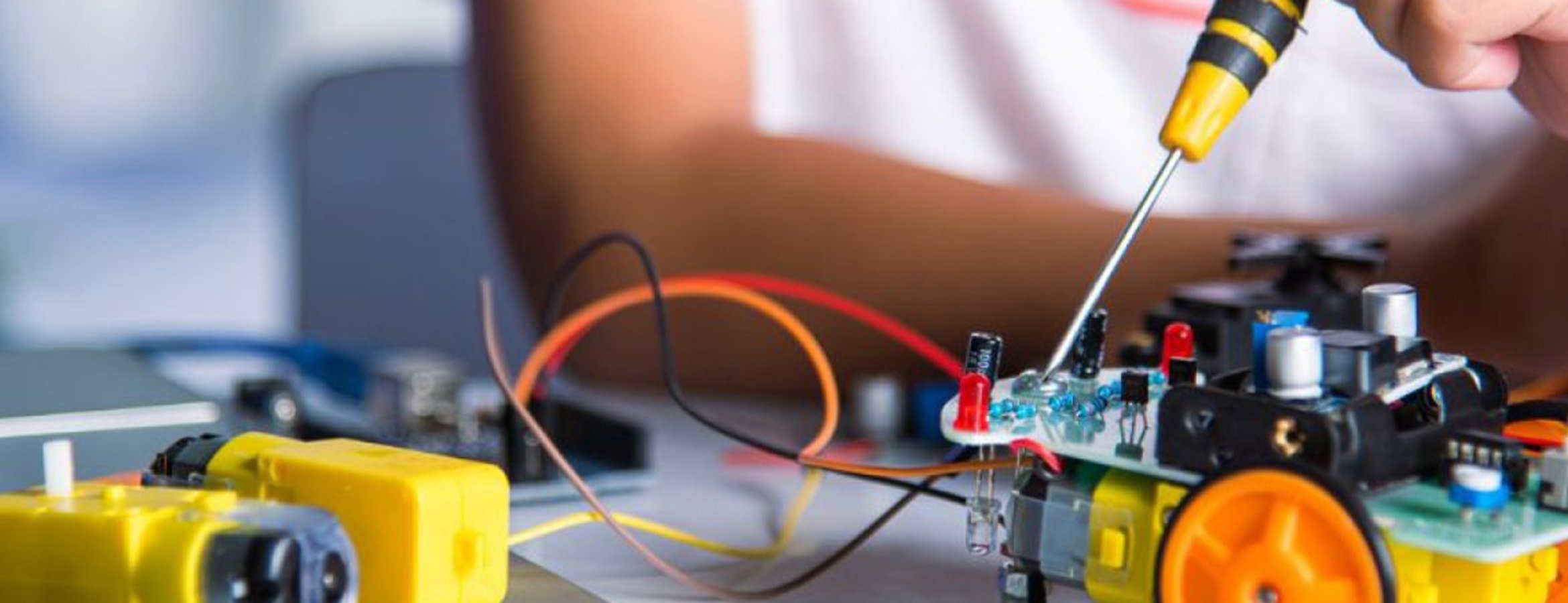 Kodlama ve robotik eğitiminin amacı teknolojiyi tüketen değil, üreten nesil yetiştirmek