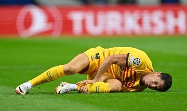 Barcelona striker Robert Lewandowski sprains left ankle