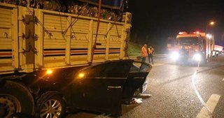 Sakaryanın Hendek ilçesinde korkunç kaza: 1 ölü 6 yaralı