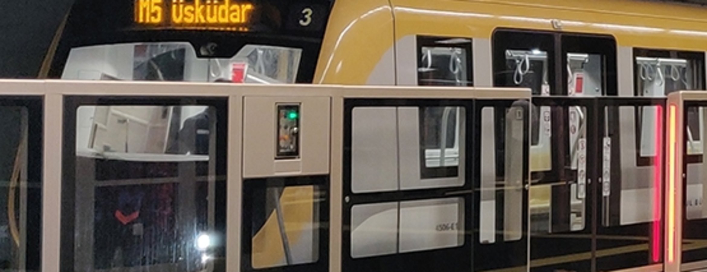 Üsküdar-Çekmeköy metrosunda teknik arıza nedeniyle seferler yapılamıyor