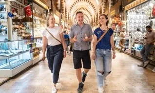 Perakendecinin gözü yabancı turistte