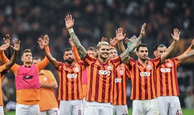 Galatasaray beat 10-man Beşiktaş 2-1 in Istanbul derby, Icardi shines with brace
