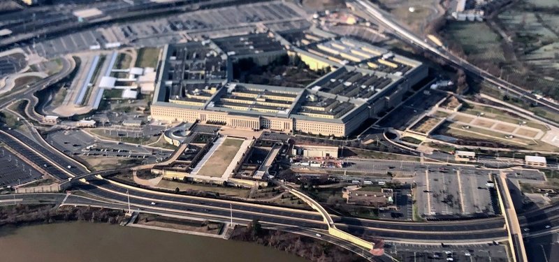 Ex-Pentagon chiefs warn of political interference in American military