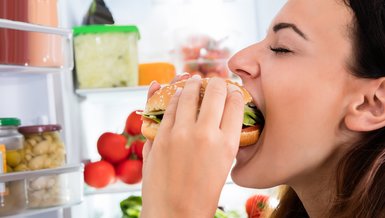 Tıkınırcasına Yeme Bozukluğu Nedir?