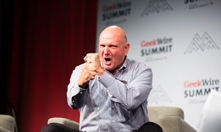 Yattığı yerden milyar dolar kazanan adam