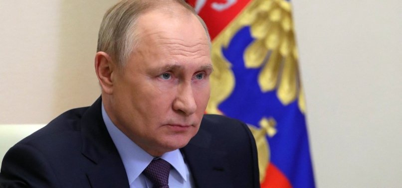 PUTIN ACCUSES WESTERN BANKS OF FAILING TO MAKE GAS PAYMENTS