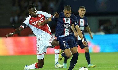 Paris Saint-Germain 1-1 Monaco: Neymar penalty saves point