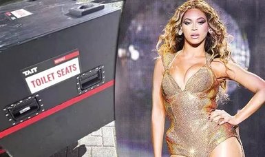 Beyoncé carries her own toilet seat during all concerts to avoid shared facilities | Beyoncé's ritual: Bringing her own toilet seat to ensure comfort and hygiene