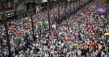 Massive extradition bill protest fills Hong Kong streets