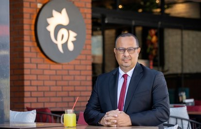 ahrefindextavukdunyasiclasstkktLnktargetblankTavukDünyasıandan10yılında300restoranhedefi
