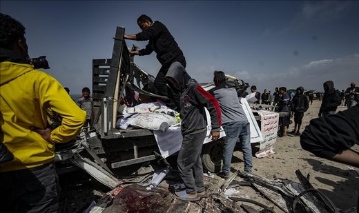 9 killed, others injured as Israel bombs aid truck in central Gaza