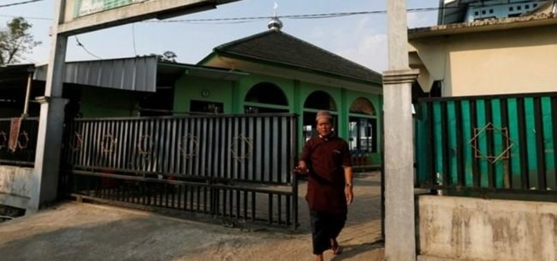 INDONESIA SHUTS SCHOOL OVER ALLEGED SUPPORT OF DAESH