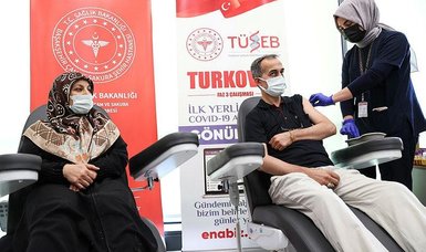 Turkey starts to administer locally-made COVID vaccine Turkovac to volunteers