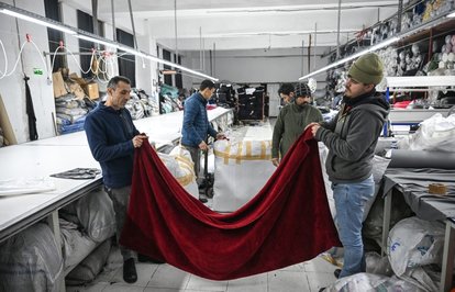 AlmanSmilodoxdepremzedeleriçinbattaniyeüretmeyebaşladı