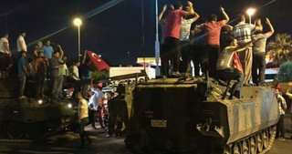 Darbe telefoncusu Almanya’ya kaçtı