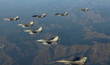 S.Korea stages air drills with U.S. strategic bombers -S.Korea military