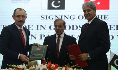 Türkiye, Pakistan sign trade agreement