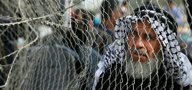EGYPT REOPENS GAZA CROSSING FOR 3 DAYS