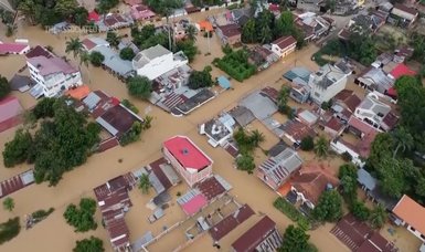 Flash floods in Bolivia kill 20