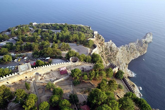 Kadim tarihiyle Alanya Kalesi