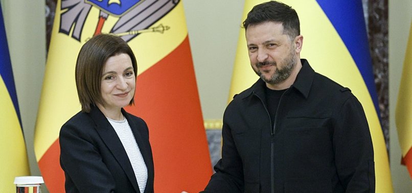 UKRAINIAN, MOLDOVAN PRESIDENTS DISCUSS SECURITY, ENERGY, CROSS-BORDER COOPERATION