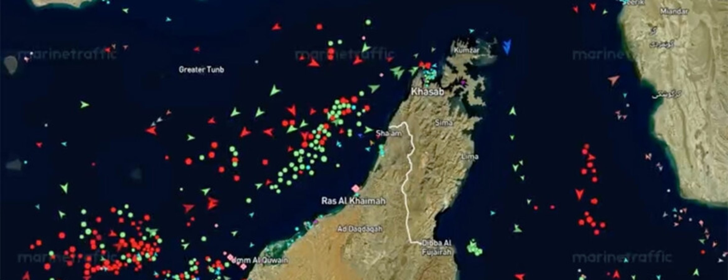 Hürmüz Boğazı’na ilerleyen gemiler U dönüşü yaptı
