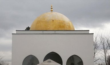 Islamophobic attackers target several mosques in France