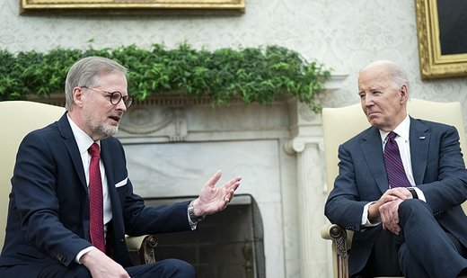 Biden urges U.S. House to pass aid bill for Ukraine