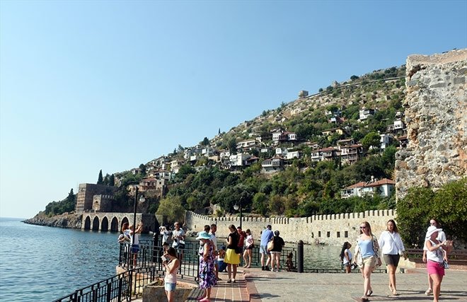 Kadim tarihiyle Alanya Kalesi