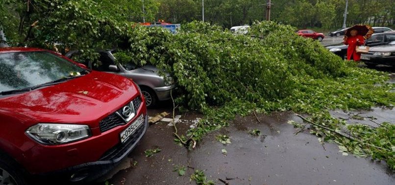 MOSCOW THUNDERSTORM KILLS AT LEAST SIX, INJURES ABOUT 70