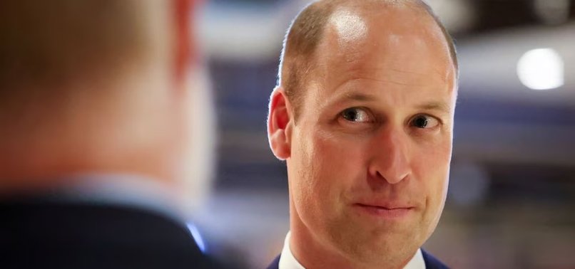 BURGER KING: PRINCE WILLIAM SERVES UP FOOD TO SURPRISED DINERS