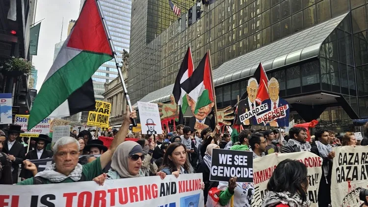 Netanyahu protested in the streets of New York