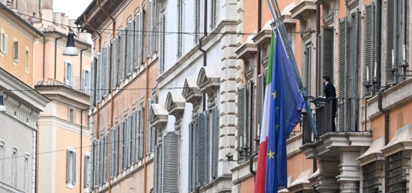ITALIAN SENATOR FOUND DEAD AT OFFICE