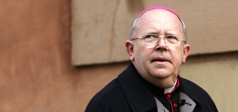 FORMER FRENCH ARCHBISHOP ADMITS ABUSE