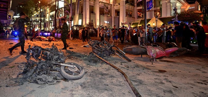 CAR BOMB KILLS ONE, HURTS NEARLY 30 IN SOUTHERN THAILAND -POLICE