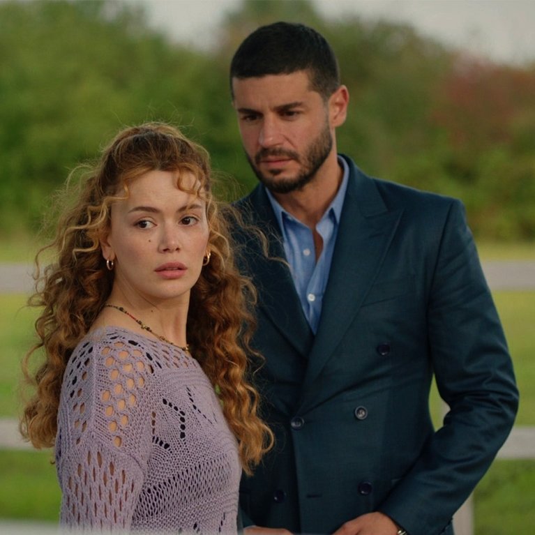 Bir Küçük Gün Işığı - Fragman