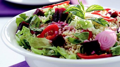 Pancarlı Bulgur Salatası