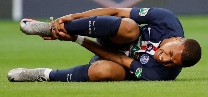 PSG CONFIRM MBAPPE SUFFERS ANKLE SPRAIN, NO UPDATE ON RETURN