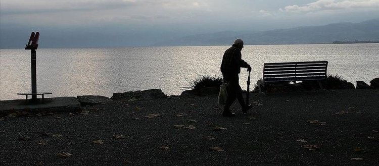Yaşlılıkta en önemli halk sağlığı sorunu yalnızlık