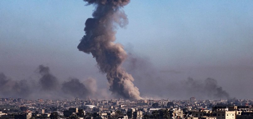 2 ISRAELI COMMANDOS KILLED IN SOUTHERN GAZA STRIP CLASHES
