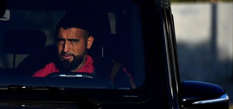 VIDAL COMPLETES MOVE TO INTER FROM BARCELONA