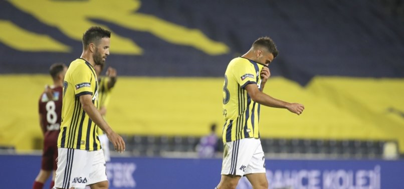 FENERBAHÇE FAIL TO BEAT 9-MAN HATAYSPOR AT HOME