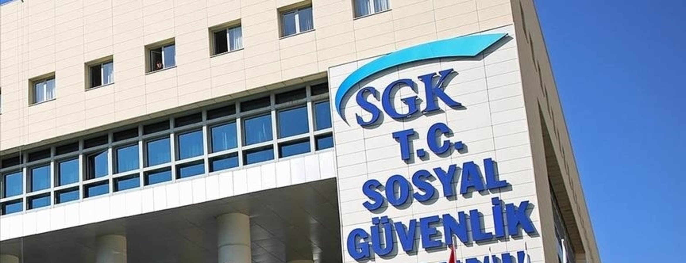SGK’den kamu idarelerine ait taşınmazların tahsis ve devrine ilişkin açıklama