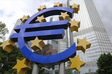 Avrupa’da 100 milyar avroluk yenilenebilir enerji yatırımı şebekeye bağlanmak için kuyrukta
