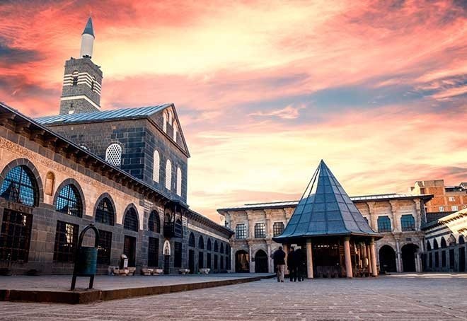DİYARBAKIR