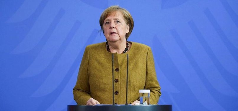 MERKEL TO STAY OUT OF CONSERVATIVE RACE TO SUCCEED HER
