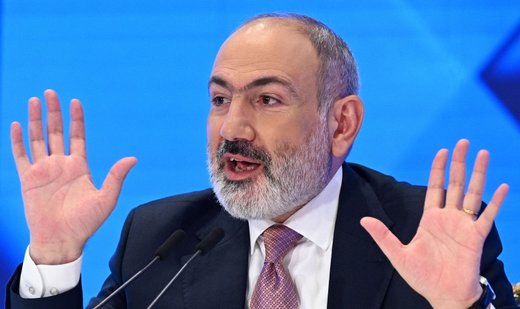 Armenia’s premier says ready to sign peace deal with Azerbaijan