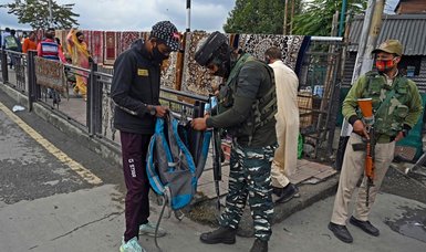 Five Indian soldiers among seven killed in Kashmir gun battles