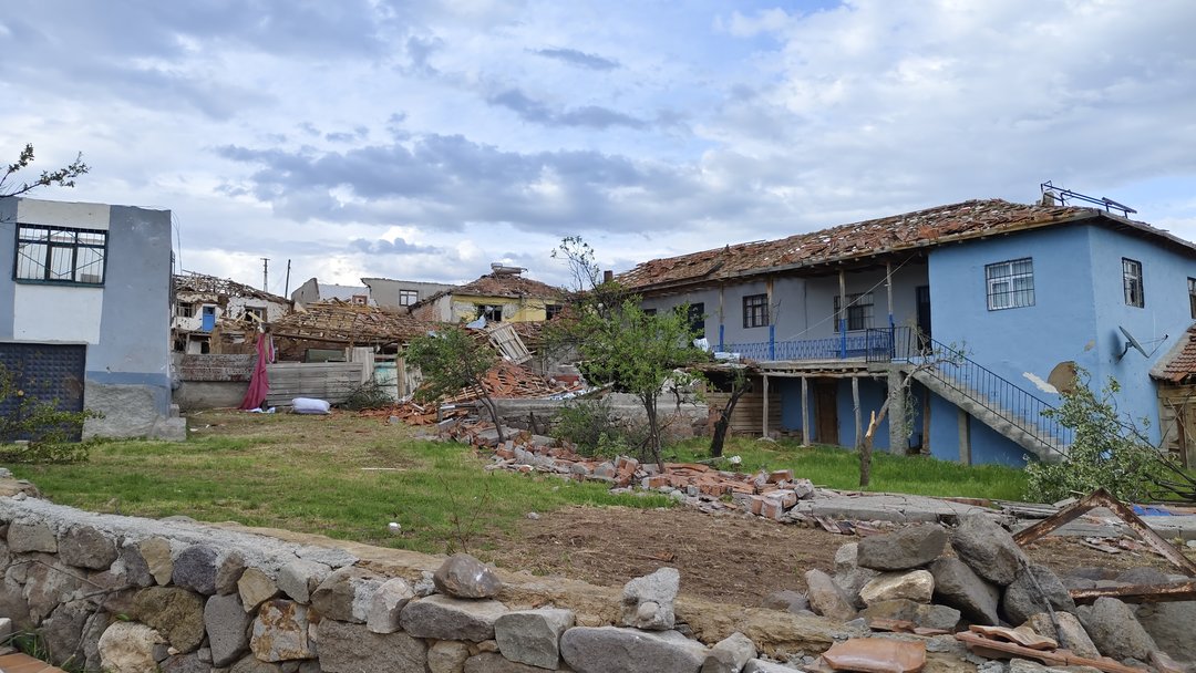 ÇORUM’DA HORTUM MEYDANA GELDİ